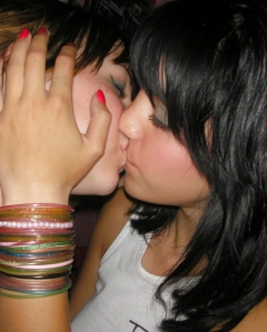 Girls kissing - N. C. - N