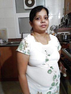 Sexy Big Boob Indian Bhabhi - N