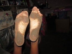 Dirty Soles Sluts - N