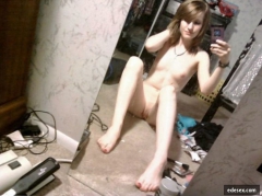 Sexy amateur girl naked - N