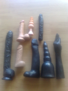 Sex dildo. - N