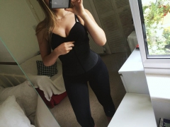 Amateur instagram pics - showing off her tight assets - N