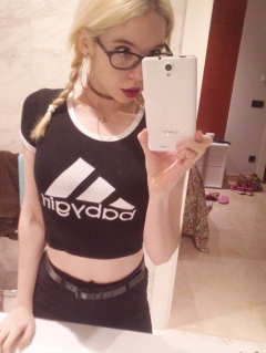 Hipster amateur blonde - kinky teen loves her selfies - N