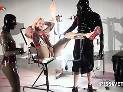 BDSM 3some with sex slave getting cunt tortured for piss