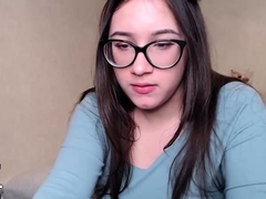 Romanian amateur webcam teen masturbate