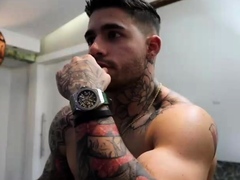 horny-gay-men-muscle-videos