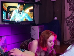 Babe Sucks Me Off While I Watch Tv